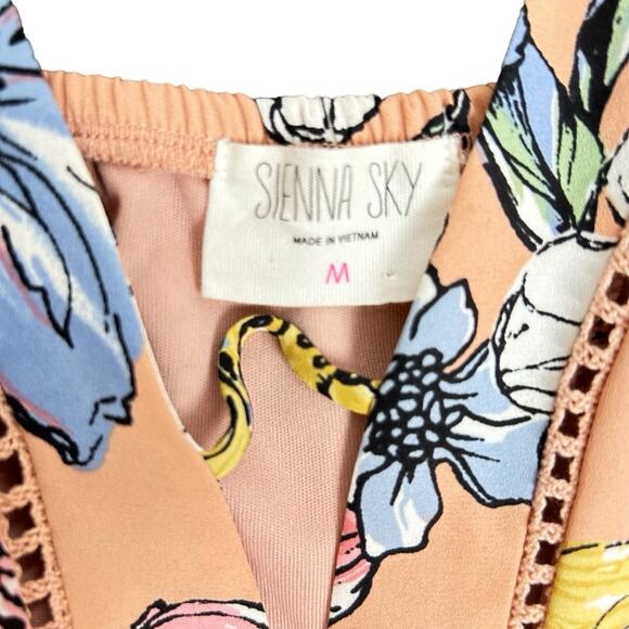Sienna Sky Romper Womens Size M Peach Pink Floral Ruffles Whimsical Feminine Fun - Picture 3 of 9